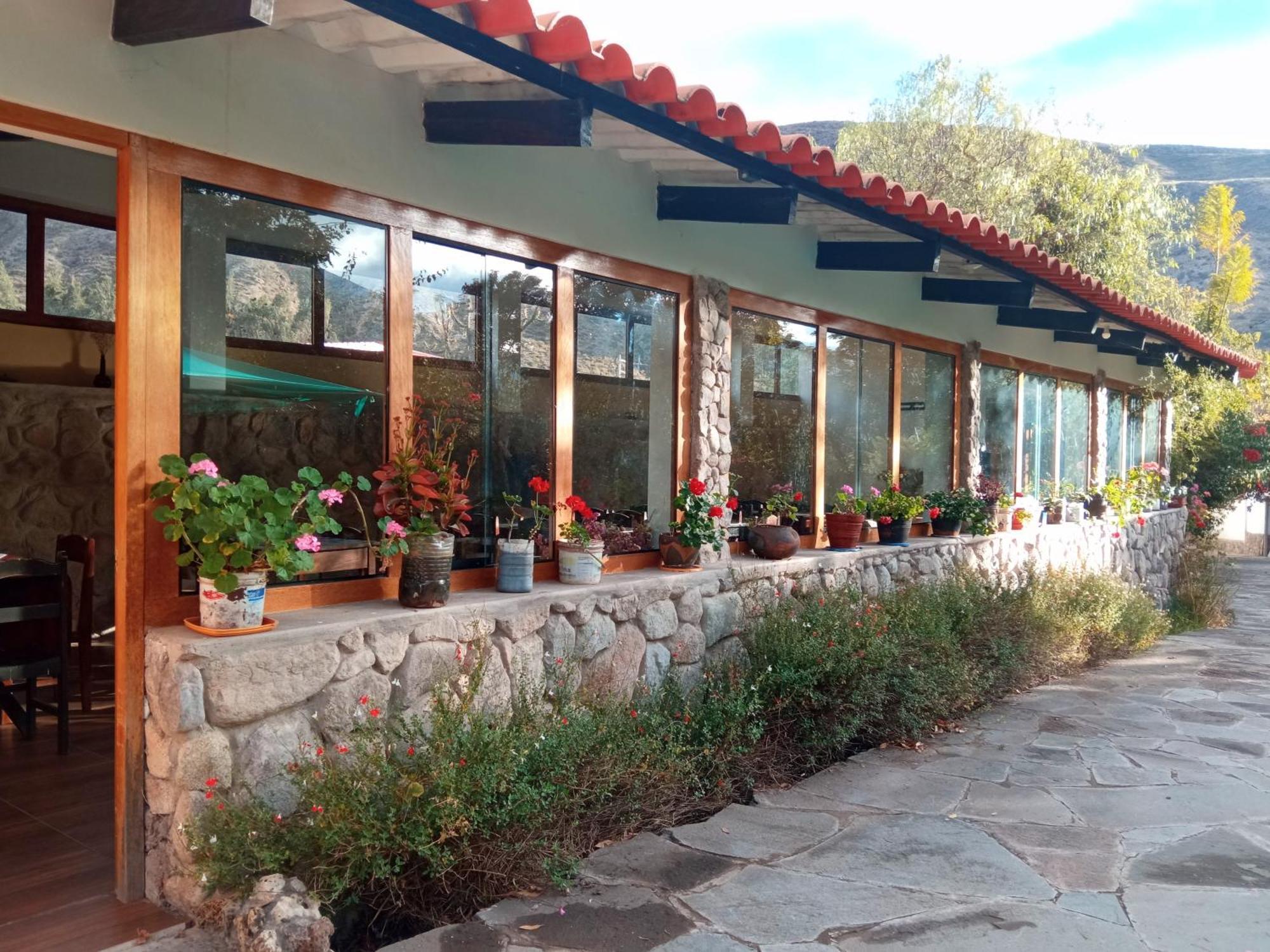 Casa De Mama Valle - Урубамба Екстериор снимка
